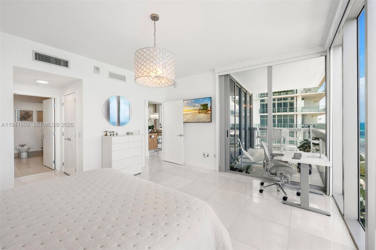6899 Collins Ave, Unit 1205, Miami Beach, FL 33141 Photo
