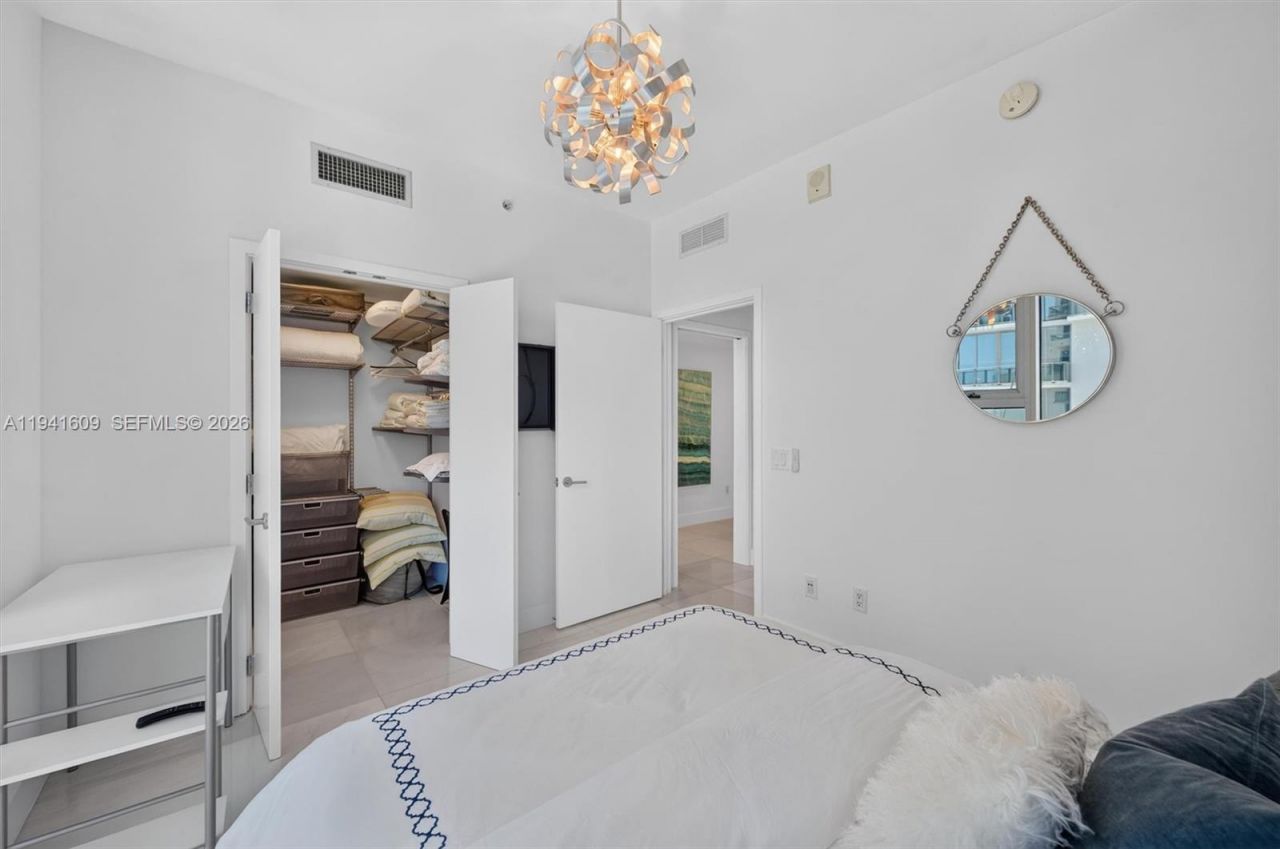 6899 Collins Ave, Unit 1205, Miami Beach, FL 33141 Photo