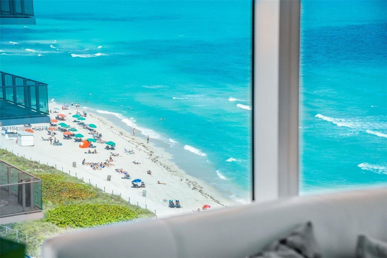 6899 Collins Ave, Unit 1205, Miami Beach, FL 33141 Photo