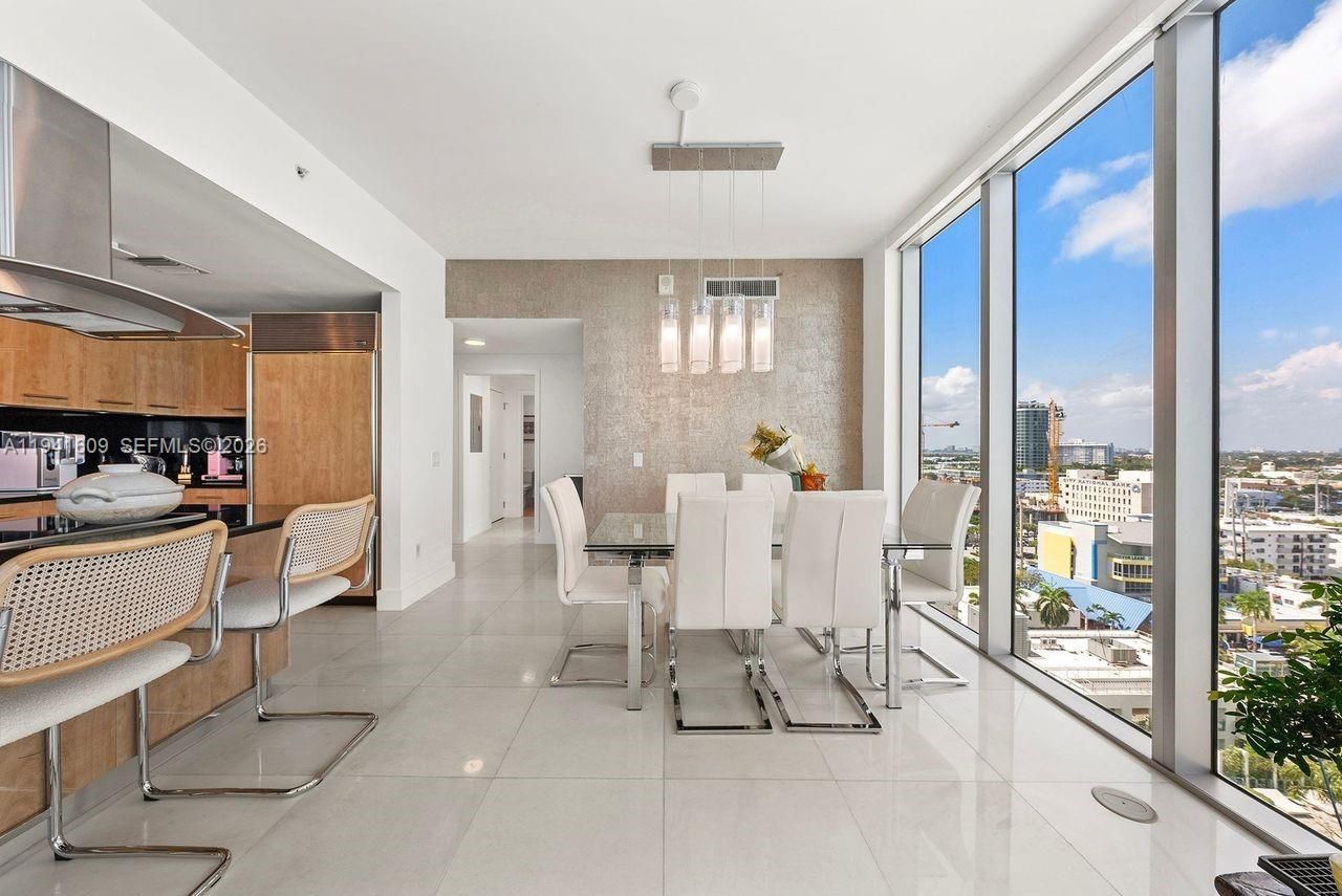 6899 Collins Ave, Unit 1205, Miami Beach, FL 33141 Photo