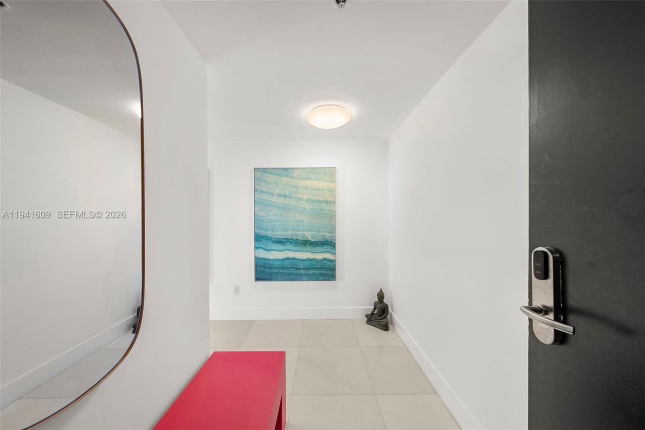 6899 Collins Ave, Unit 1205, Miami Beach, FL 33141 Photo