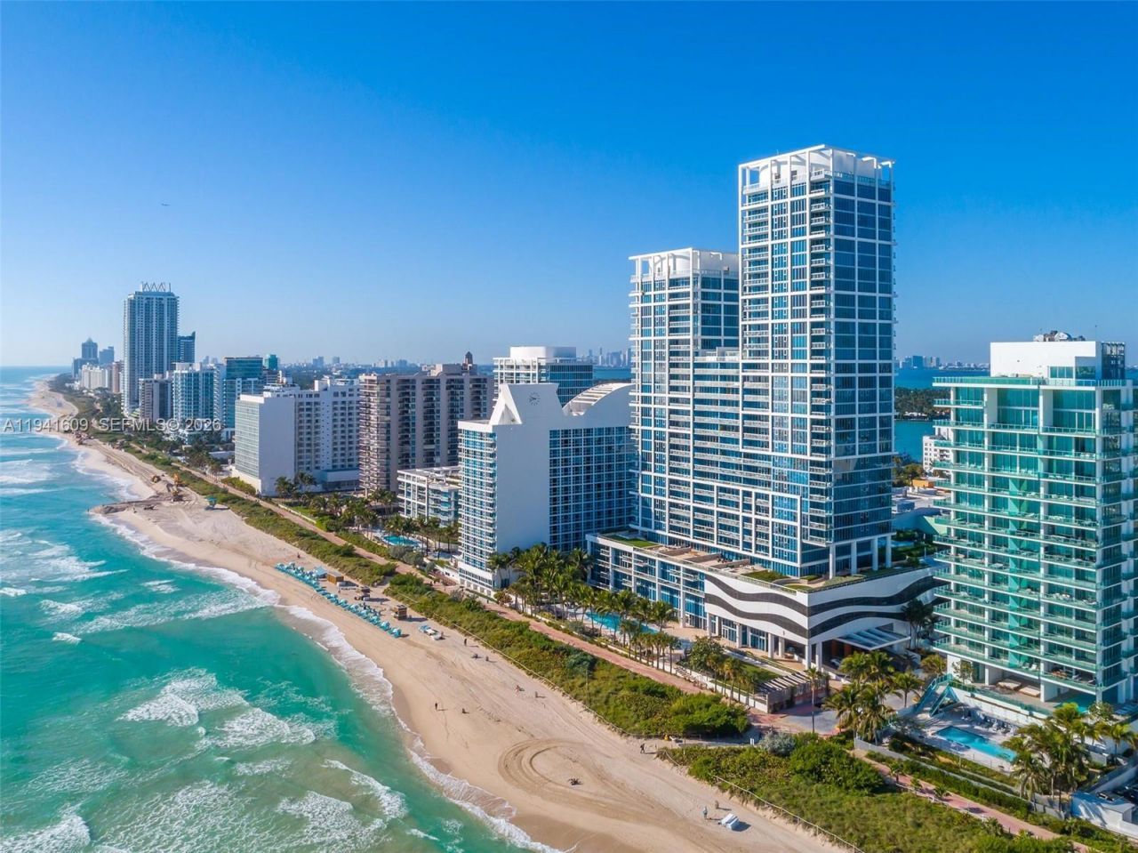 6899 Collins Ave, Unit 1205, Miami Beach, FL 33141 Photo