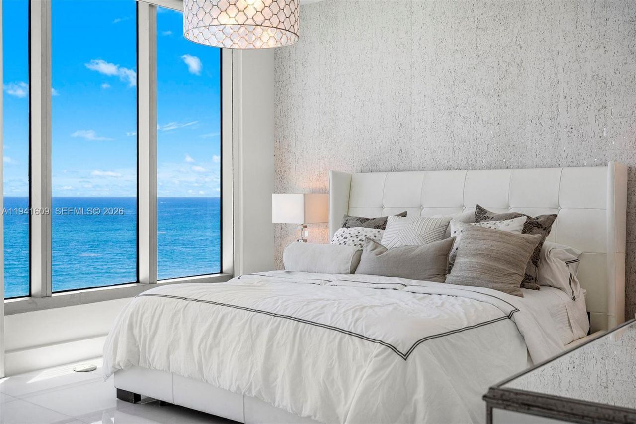 6899 Collins Ave, Unit 1205, Miami Beach, FL 33141 Photo
