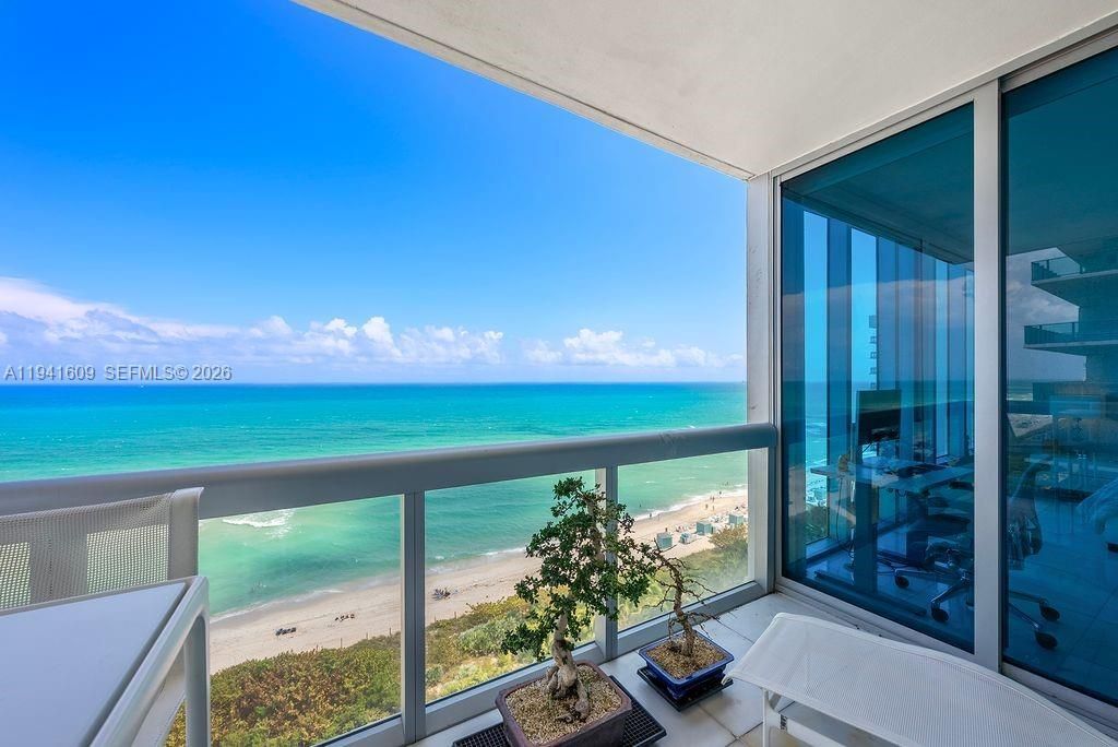 6899 Collins Ave, Unit 1205, Miami Beach, FL 33141 Photo