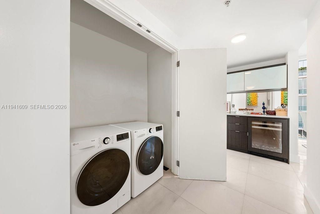 6899 Collins Ave, Unit 1205, Miami Beach, FL 33141 Photo