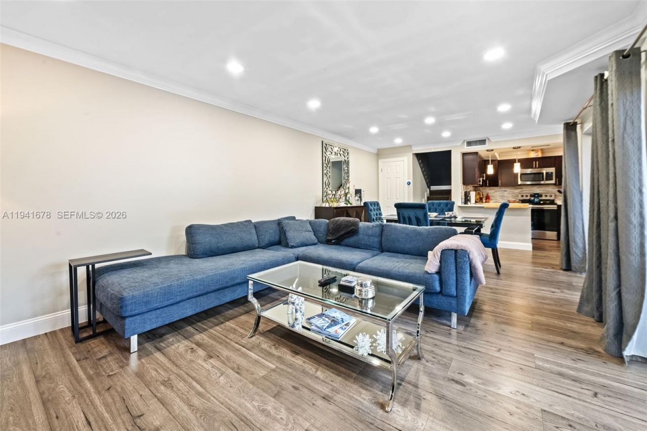 8189 Thames Blvd, Unit C, Boca Raton, FL 33433 Photo