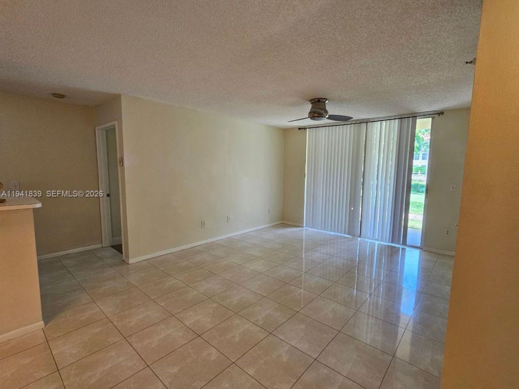 111 Yacht Club Way, Unit 106, Hypoluxo, FL 33462 Photo
