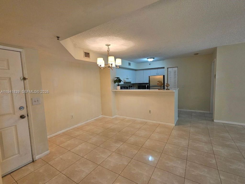 111 Yacht Club Way, Unit 106, Hypoluxo, FL 33462 Photo