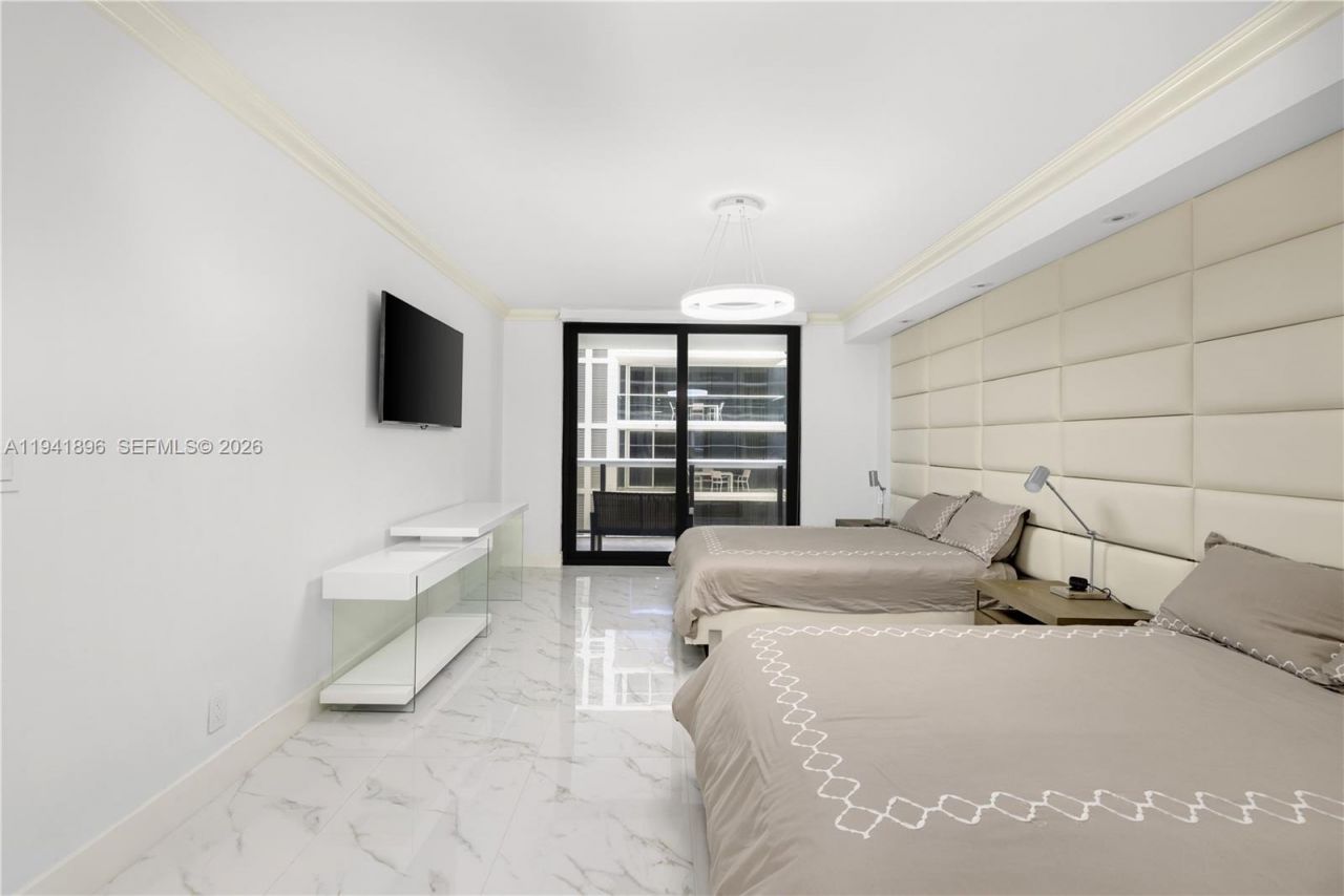 9455 Collins Ave, Unit 806, Surfside, FL 33154 Photo