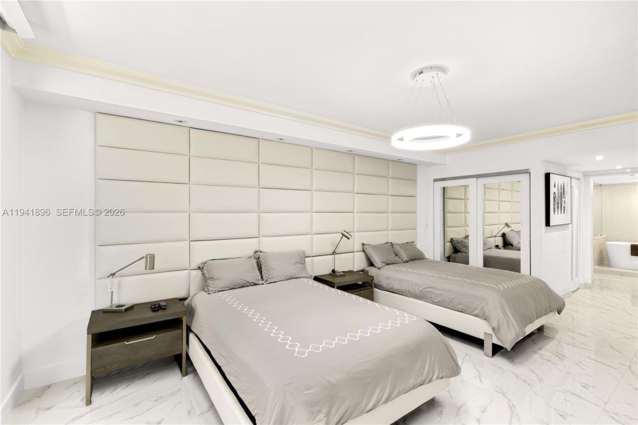 9455 Collins Ave, Unit 806, Surfside, FL 33154 Photo