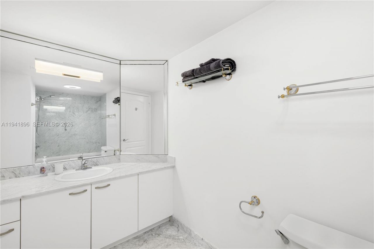 9455 Collins Ave, Unit 806, Surfside, FL 33154 Photo