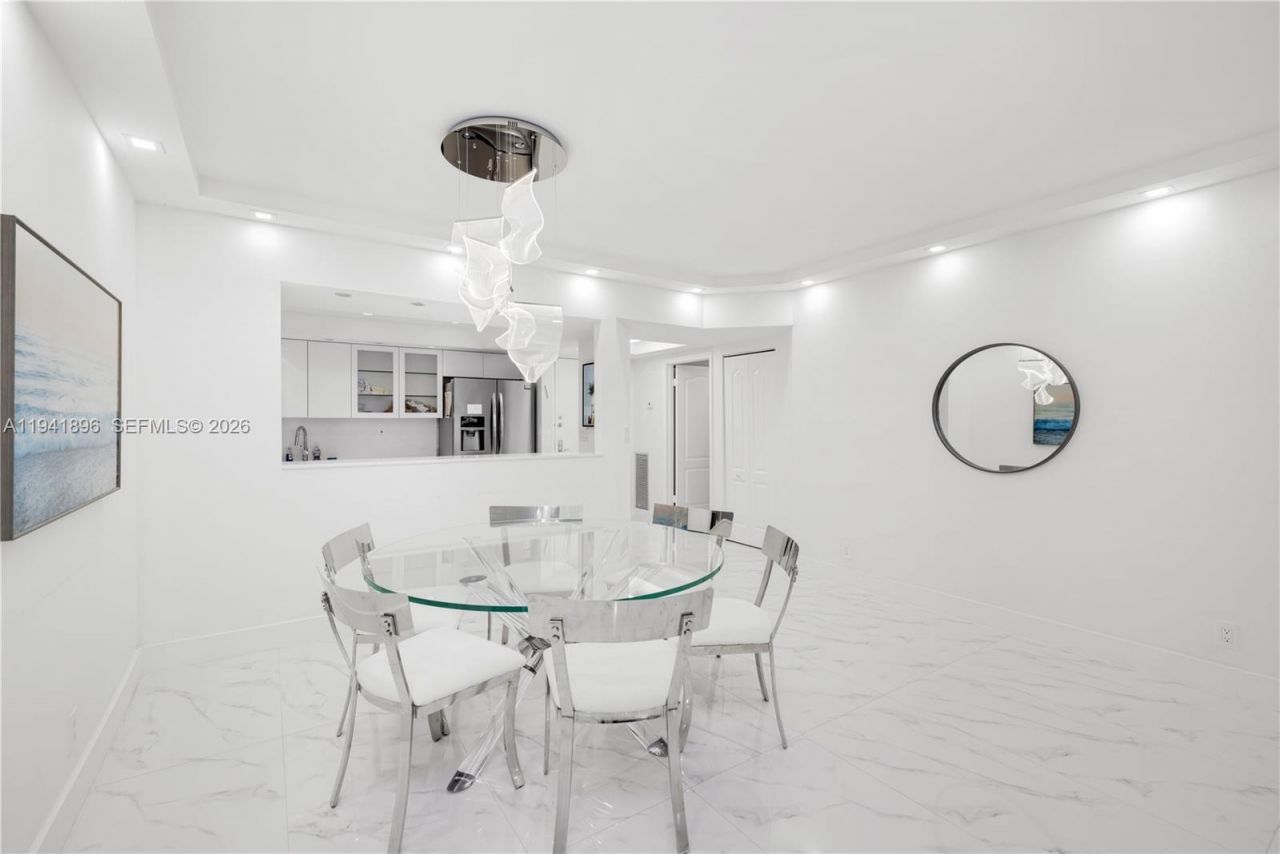 9455 Collins Ave, Unit 806, Surfside, FL 33154 Photo