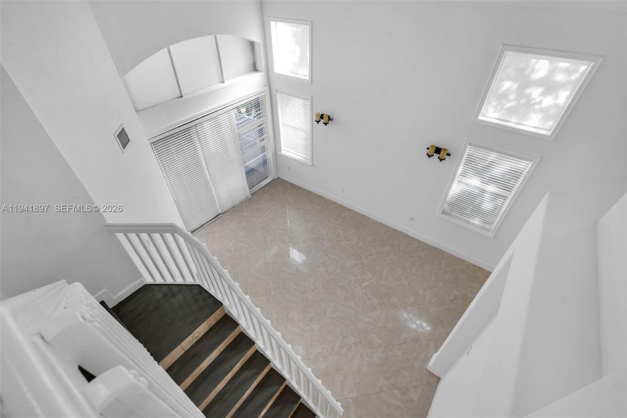 5505 NW 112th Path, Unit 5505, Doral, FL 33178 Photo