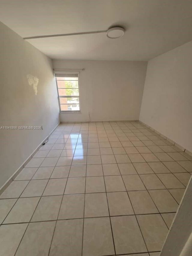 4717 NW 7th St , Unit 304-10, Miami, FL 33126 Photo