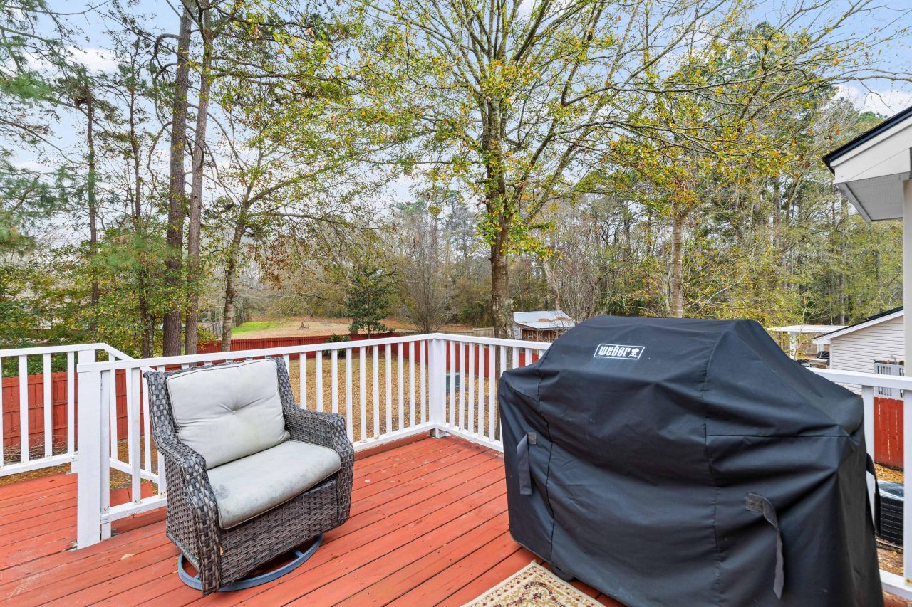 1037 Cobblestone Boulevard Photo 9