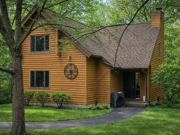 3 Woodway Court, GALENA, IL 61036