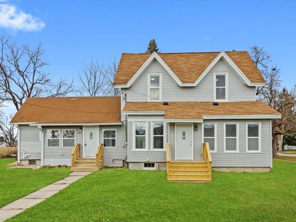 144 Seymour St, Sharon, WI 53585