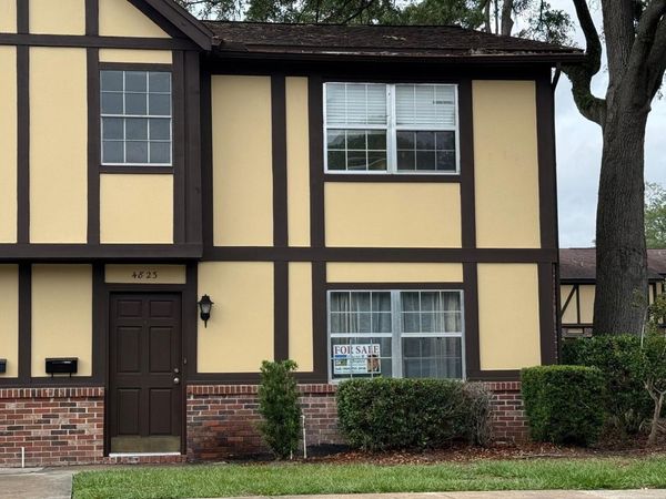 4823 WINDRUSH Lane, Unit C-3-F, Jacksonville, FL 32217