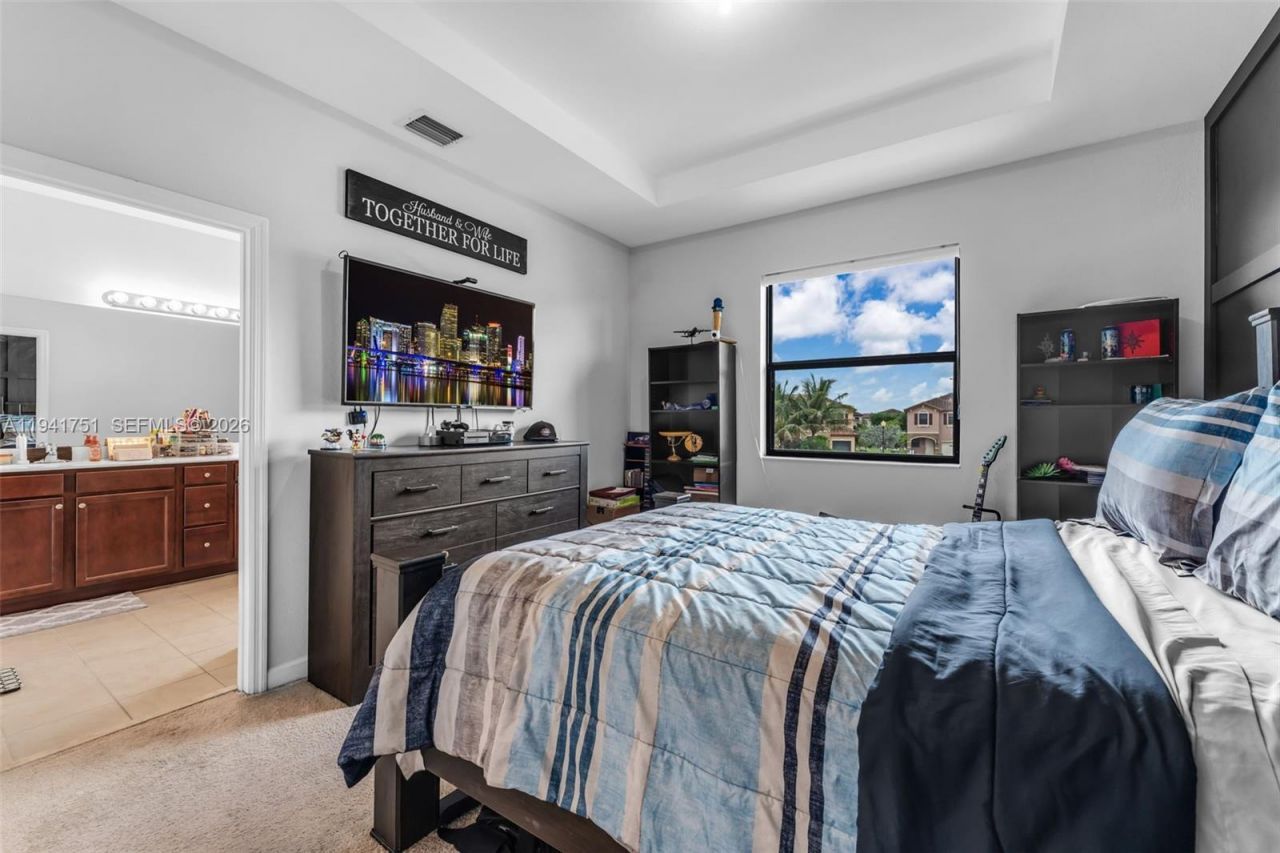 3763 SE 2nd St , Homestead, FL 33033 Photo