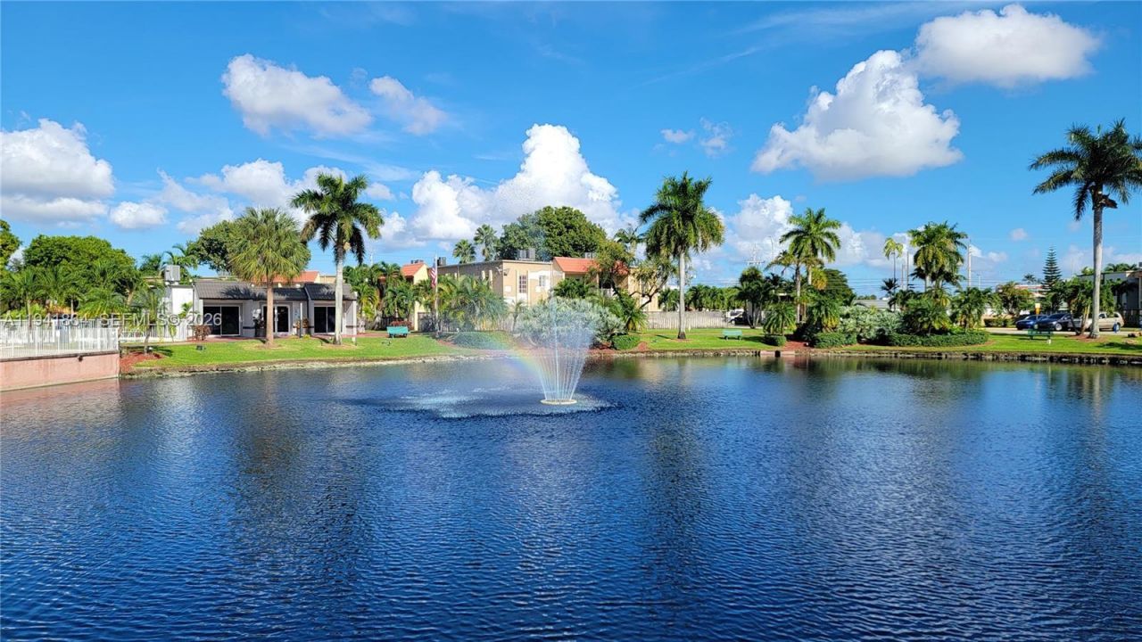 4804 NW 79th Ave , Unit 303, Doral, FL 33166 Photo