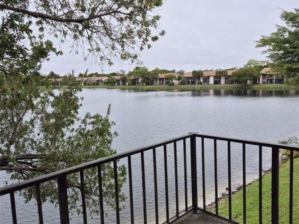 Unit 1121, Sunrise, FL 33351