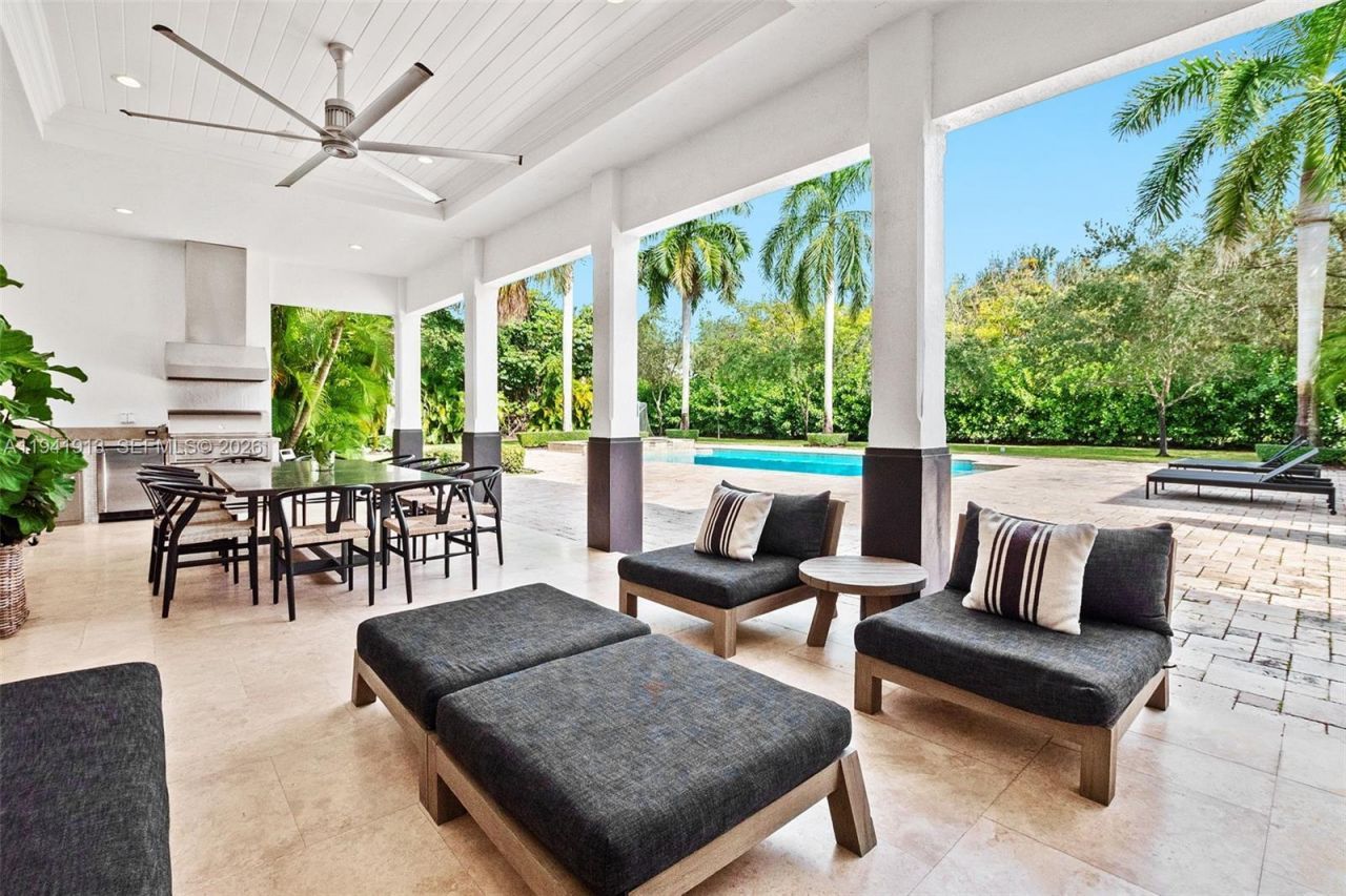 5901 Rolling Road Dr, Pinecrest, FL 33156 Photo