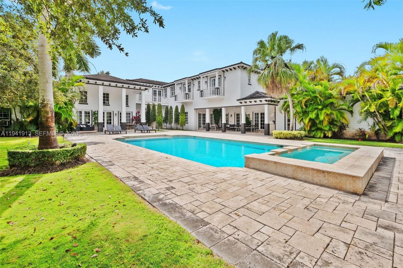 5901 Rolling Road Dr, Pinecrest, FL 33156 Photo