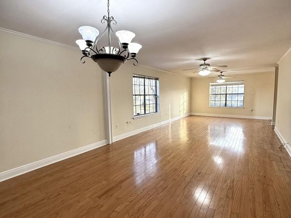 10053 Jefferson Hwy, Baton Rouge, LA 70809