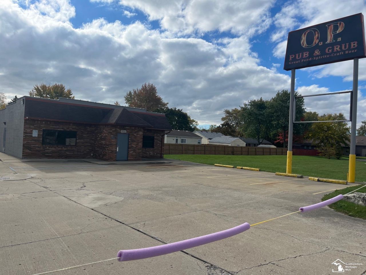 1090 N Dixie Highway, Monroe, MI 48162 Main Photo