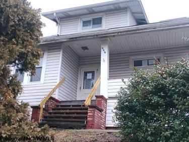 848 NEVILLE Street, Follansbee, WV 26037