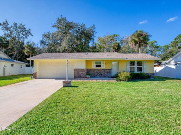 17 Brookside Circle, Ormond Beach, FL 32174