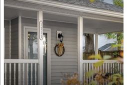 1351 Cassidy Court photo 4