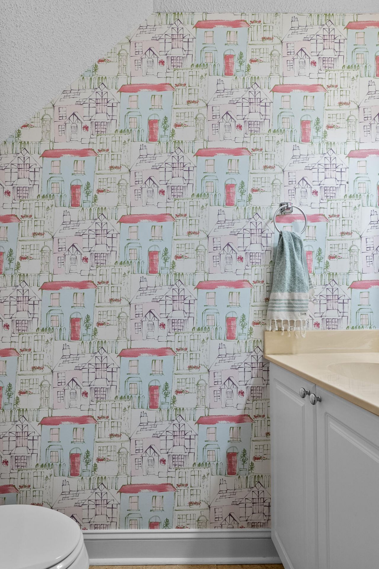 1351 Cassidy Court Photo 5