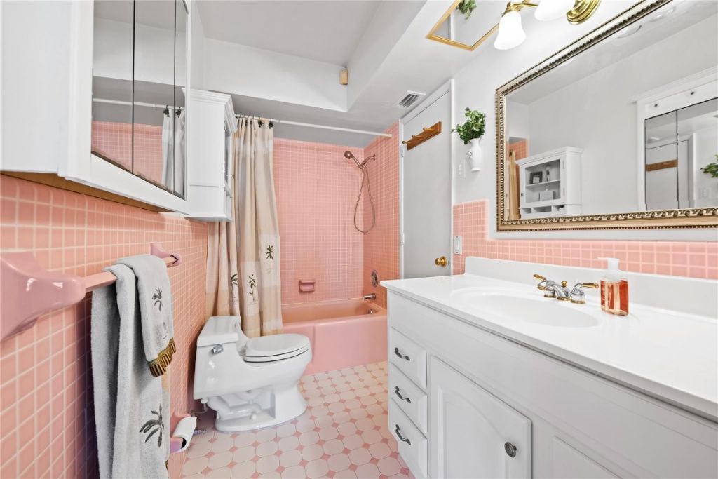 1735 NE 23rd Avenue, Fort Lauderdale, FL 33305 Photo