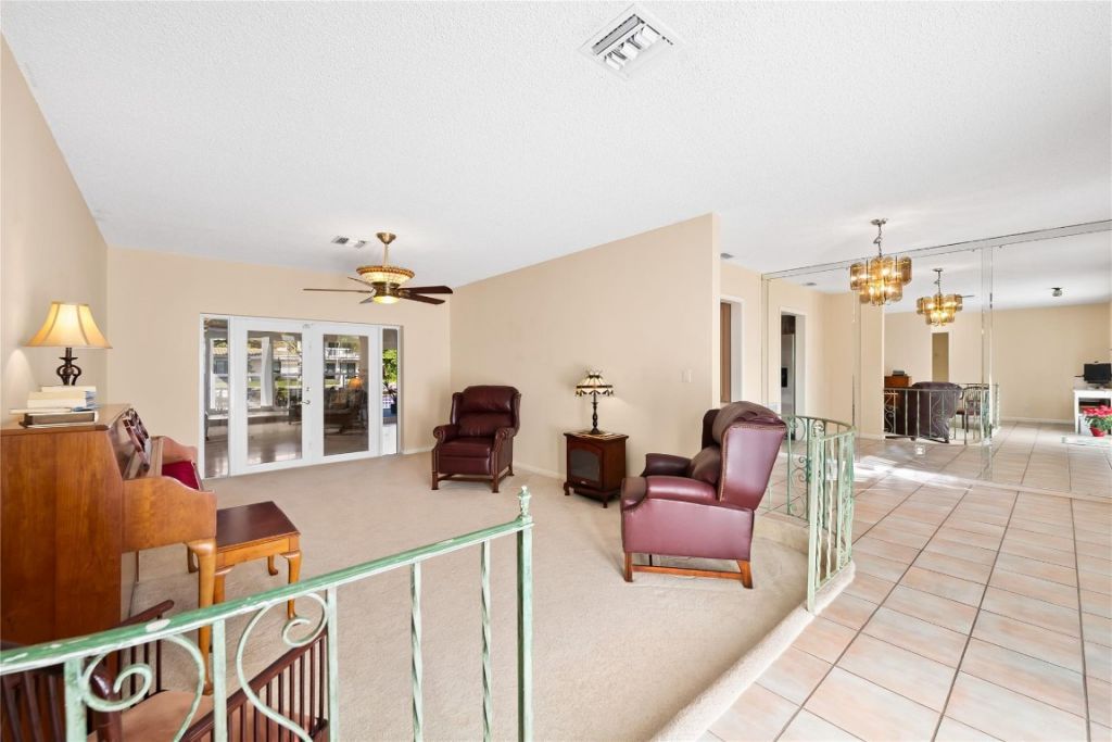 1735 NE 23rd Avenue, Fort Lauderdale, FL 33305 Photo