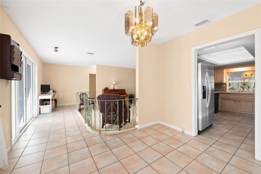 1735 NE 23rd Avenue, Fort Lauderdale, FL 33305 Photo