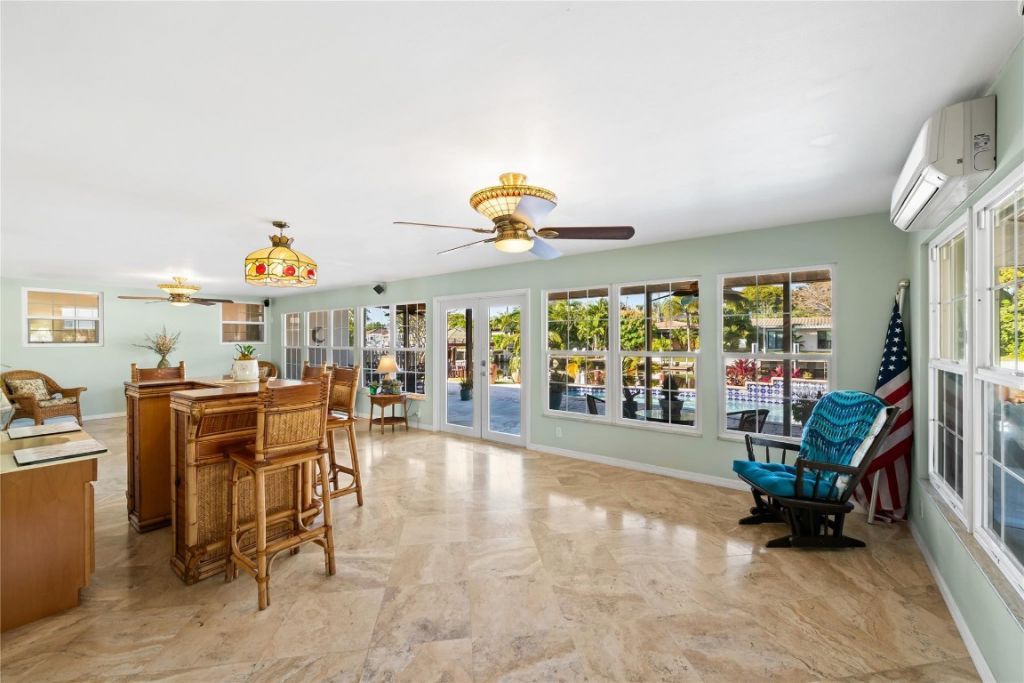 1735 NE 23rd Avenue, Fort Lauderdale, FL 33305 Photo