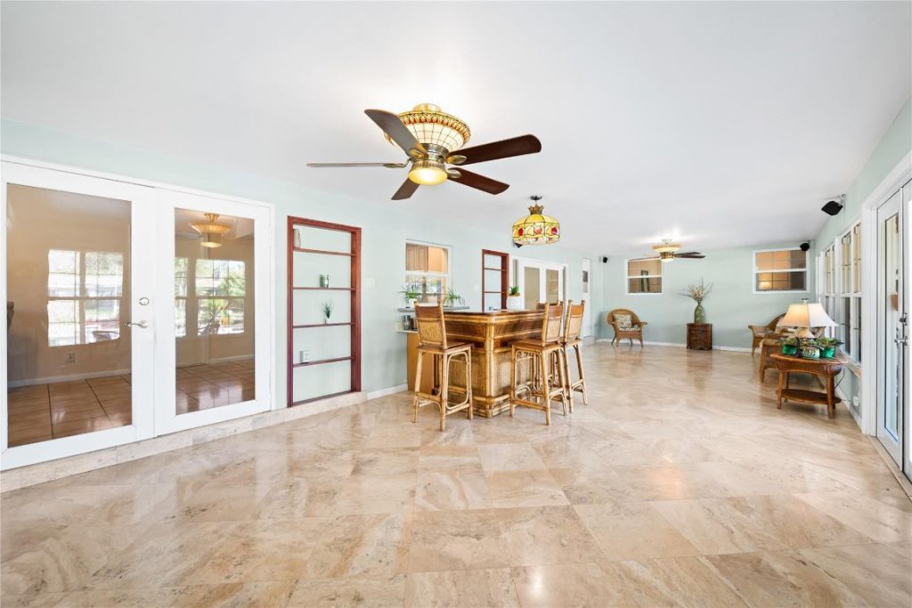 1735 NE 23rd Avenue, Fort Lauderdale, FL 33305 Photo