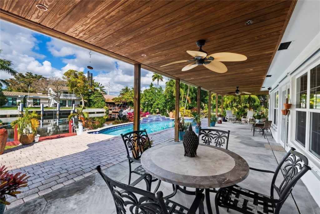 1735 NE 23rd Avenue, Fort Lauderdale, FL 33305 Photo