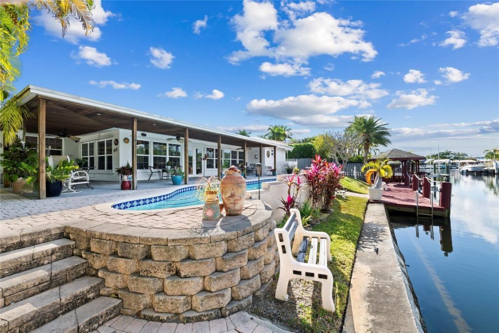 1735 NE 23rd Avenue, Fort Lauderdale, FL 33305 Photo