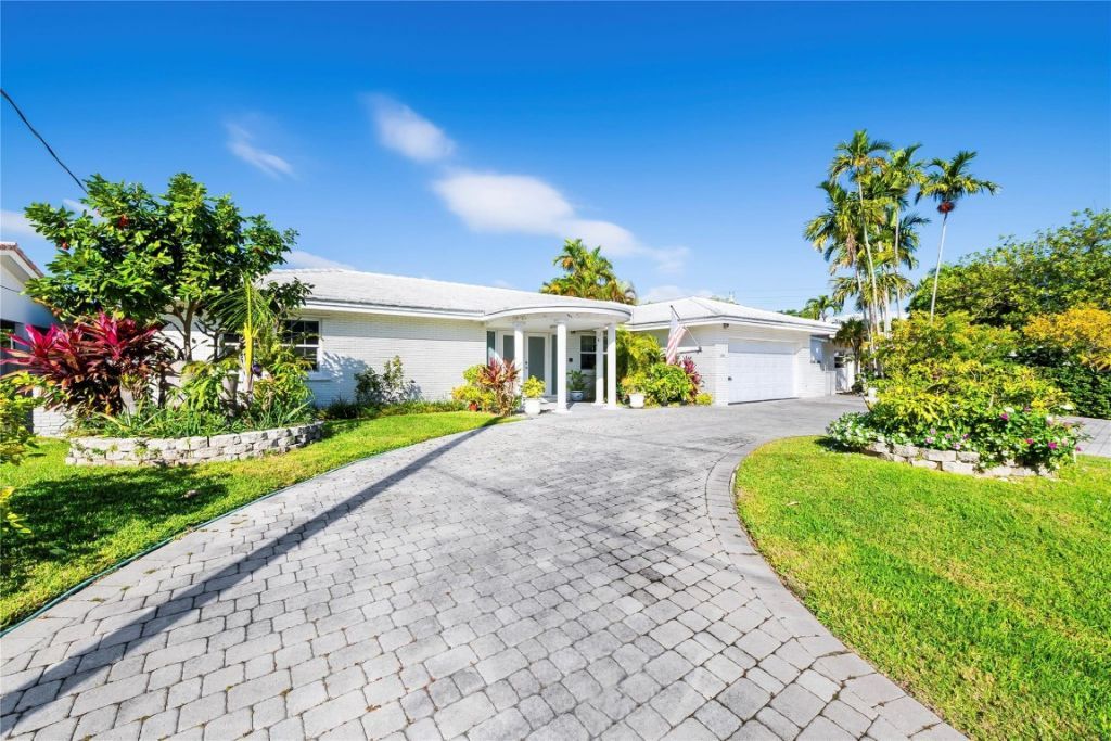 1735 NE 23rd Avenue, Fort Lauderdale, FL 33305 Photo