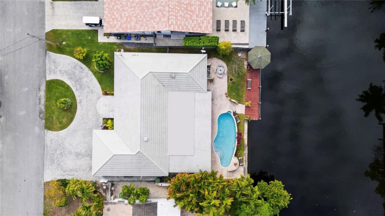 1735 NE 23rd Avenue, Fort Lauderdale, FL 33305 Photo