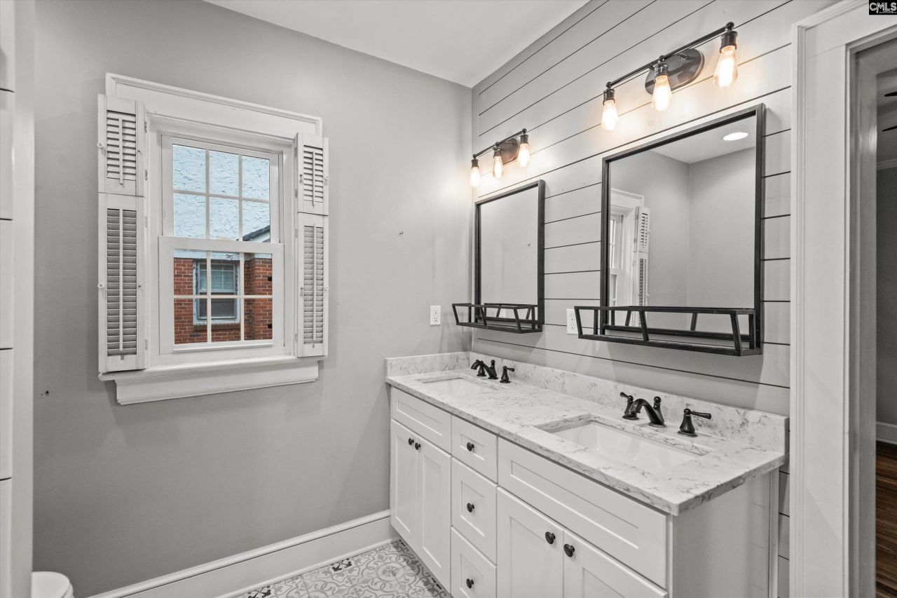 2904 Stratford Road Photo 20