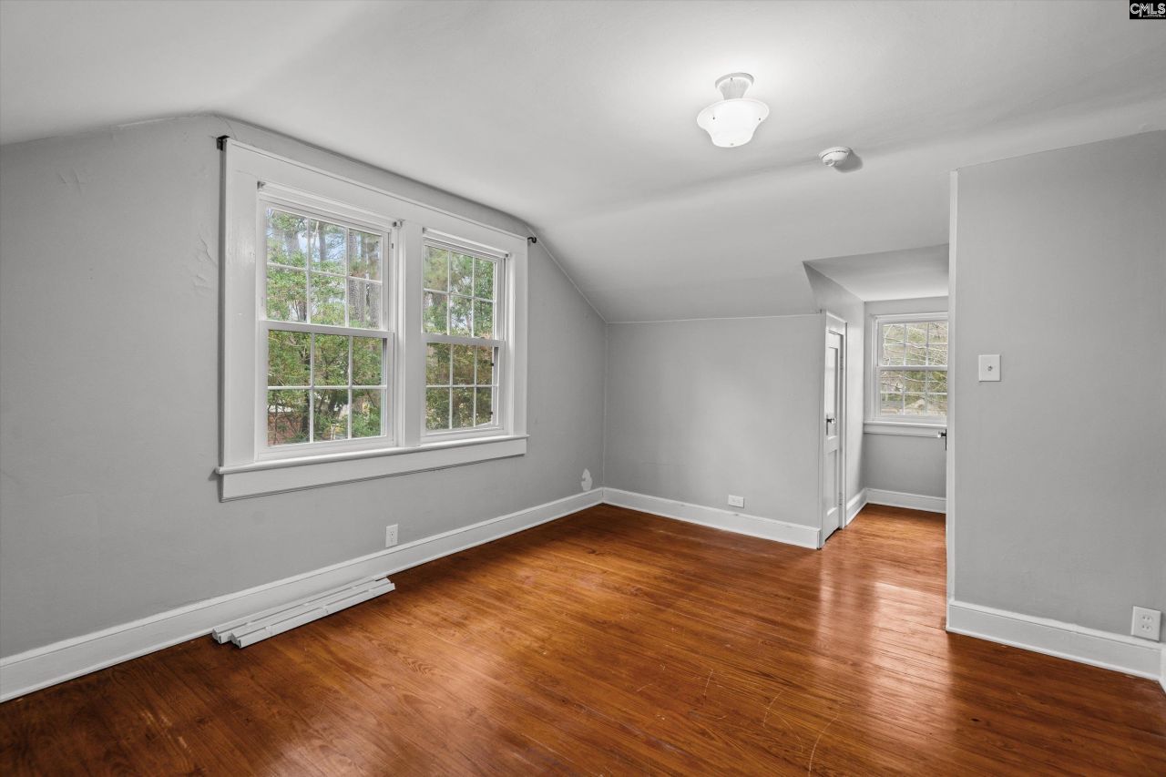 2904 Stratford Road Photo 24