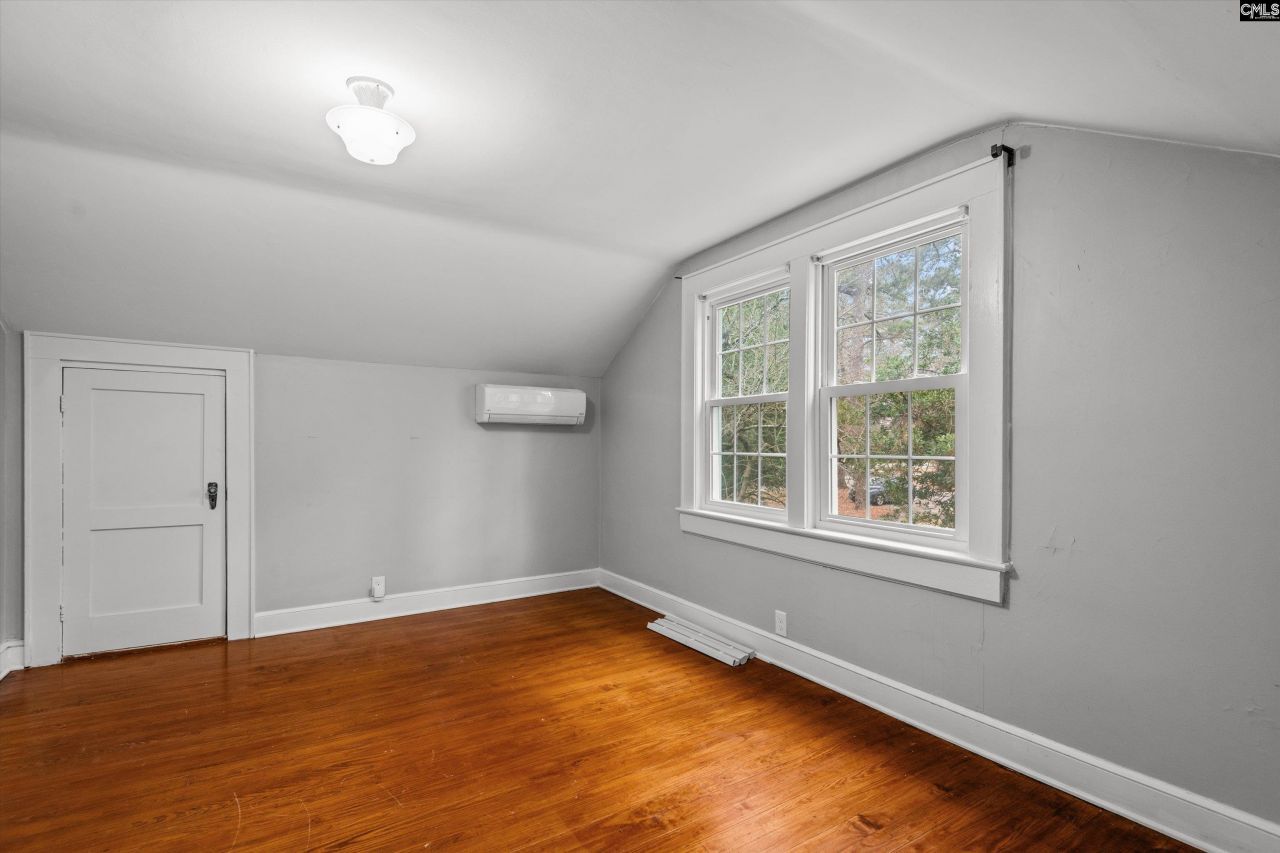 2904 Stratford Road Photo 25