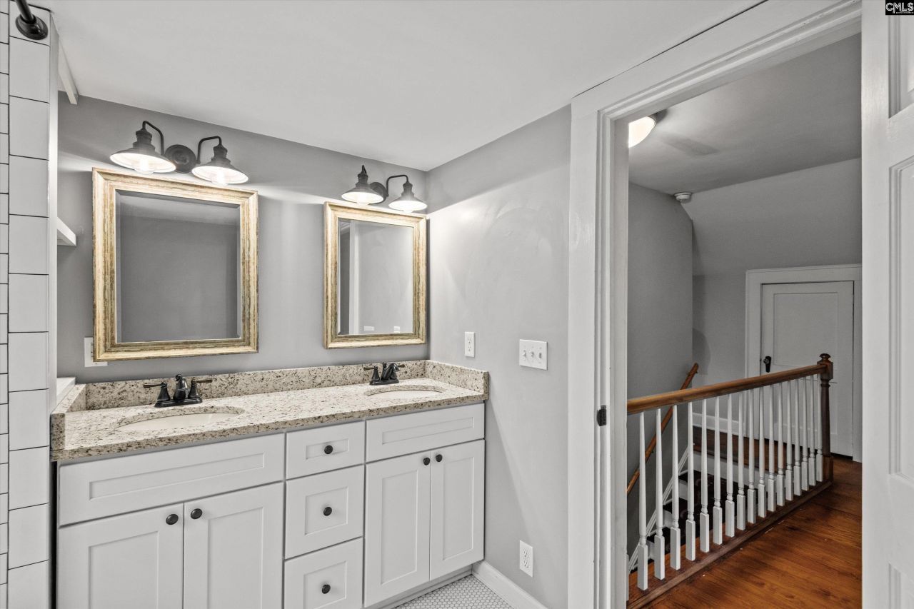 2904 Stratford Road Photo 29