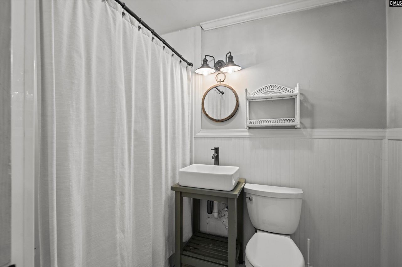 2904 Stratford Road Photo 32