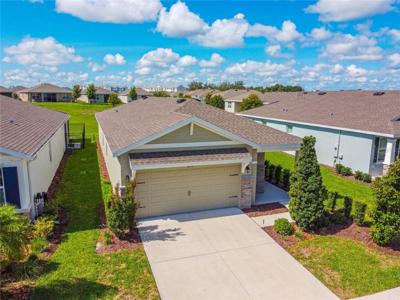 8128 Penrose Place, Wildwood, FL 34785 Main Photo