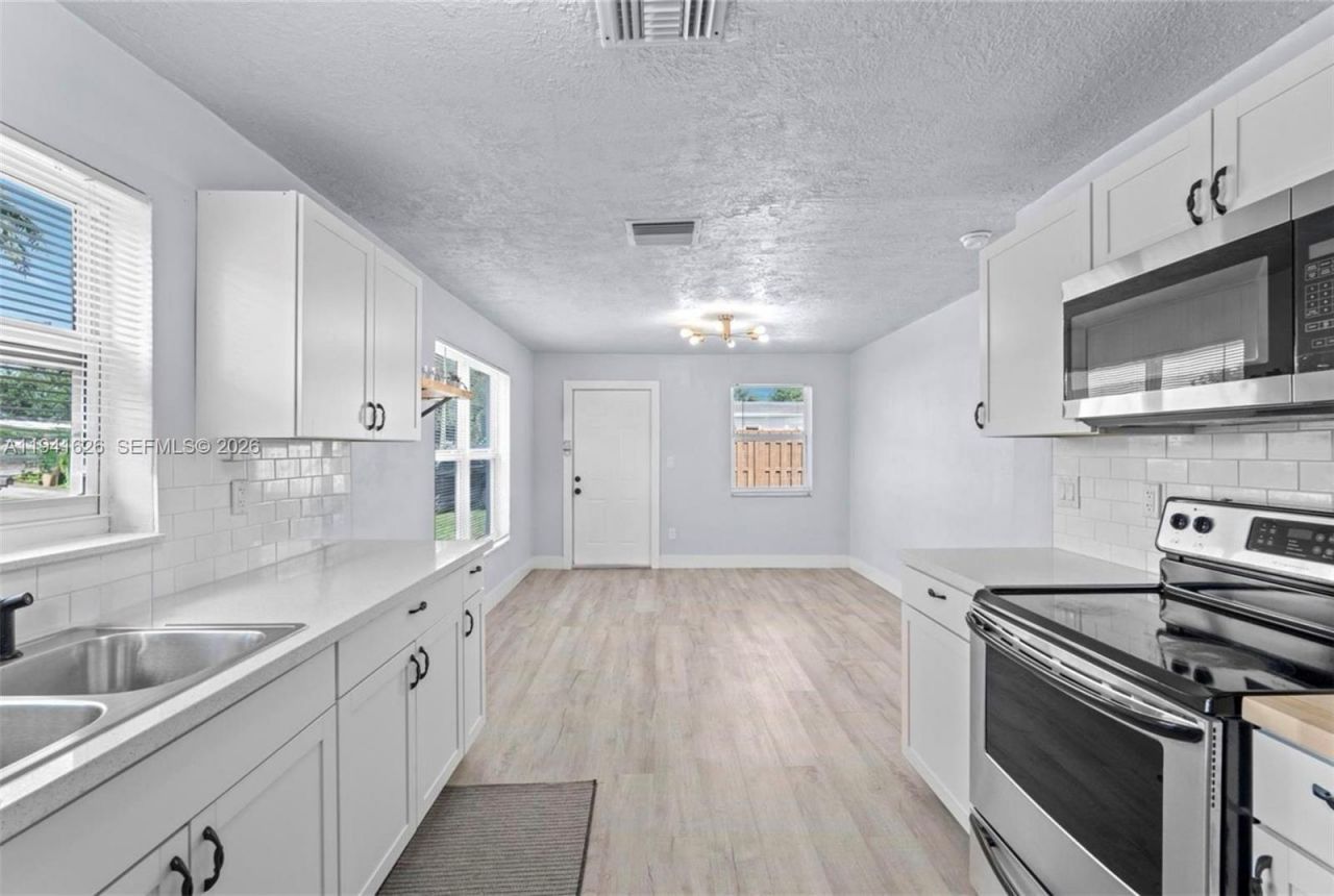 5621 SW 38th Ct, Davie, FL 33314 Photo