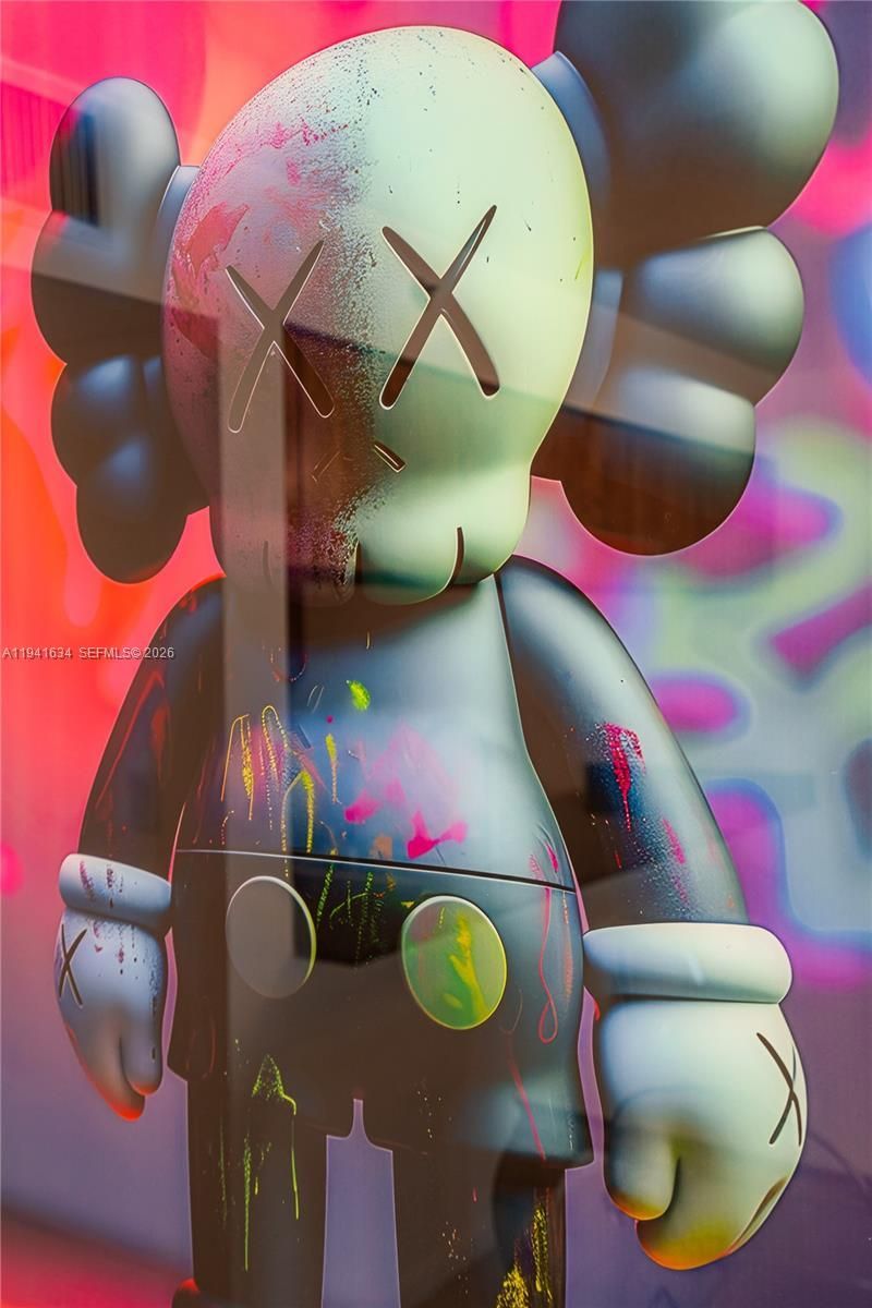 1200 Brickell Bay Dr, Unit 2807, Miami, FL 33131 Photo